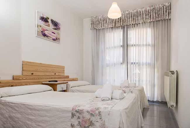 Hostal 3 De Noviembre Hotel Palencia Luaran gambar
