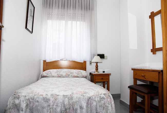 Hostal 3 De Noviembre Hotel Palencia Luaran gambar